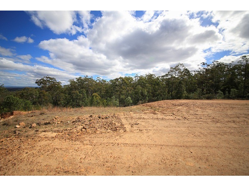 3 Irwin Close, The Pinnacles NSW 2460