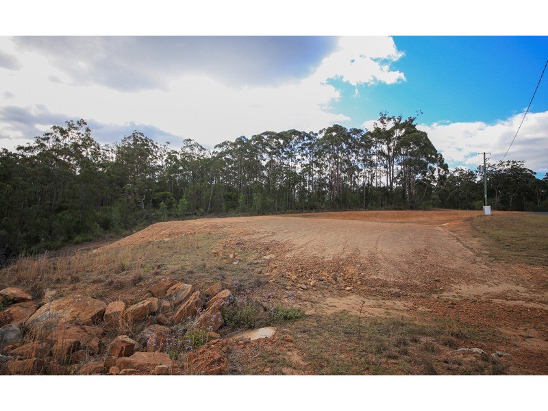 3 Irwin Close, The Pinnacles NSW 2460