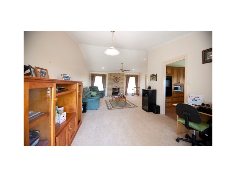 160 Woolwich Road, Rushforth NSW 2460