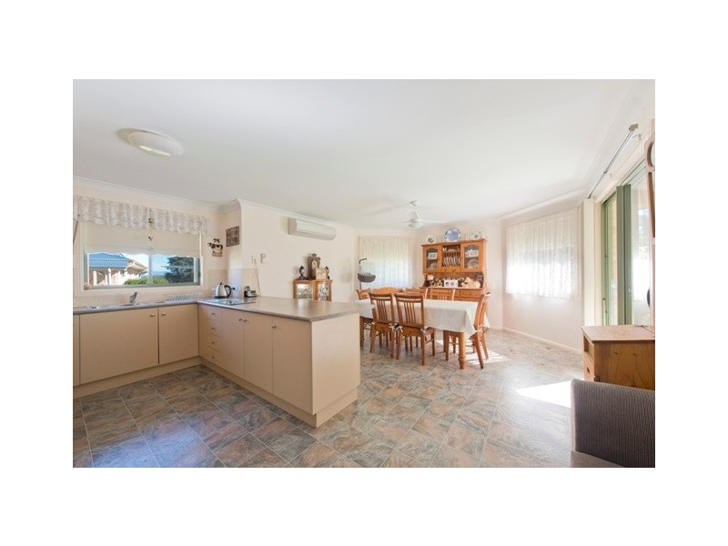 12 Lake Edgecombe Close, Junction Hill NSW 2460