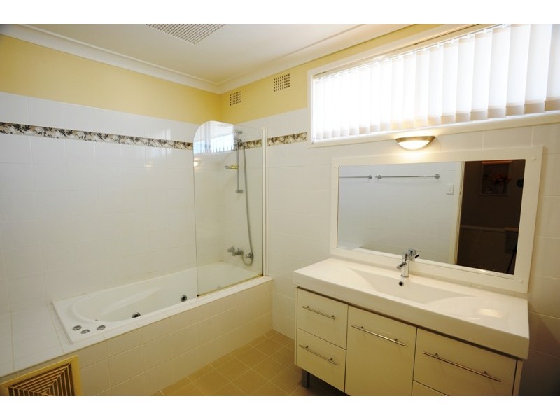 15 Loxton Ave, Grafton NSW 2460