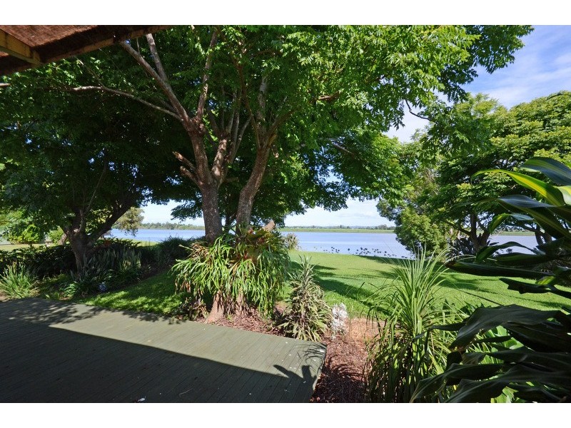 19 Lynhaven Crescent, Ulmarra NSW 2462