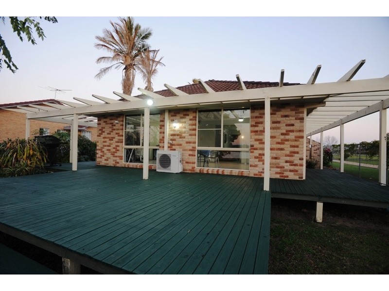 19 Lynhaven Crescent, Ulmarra NSW 2462