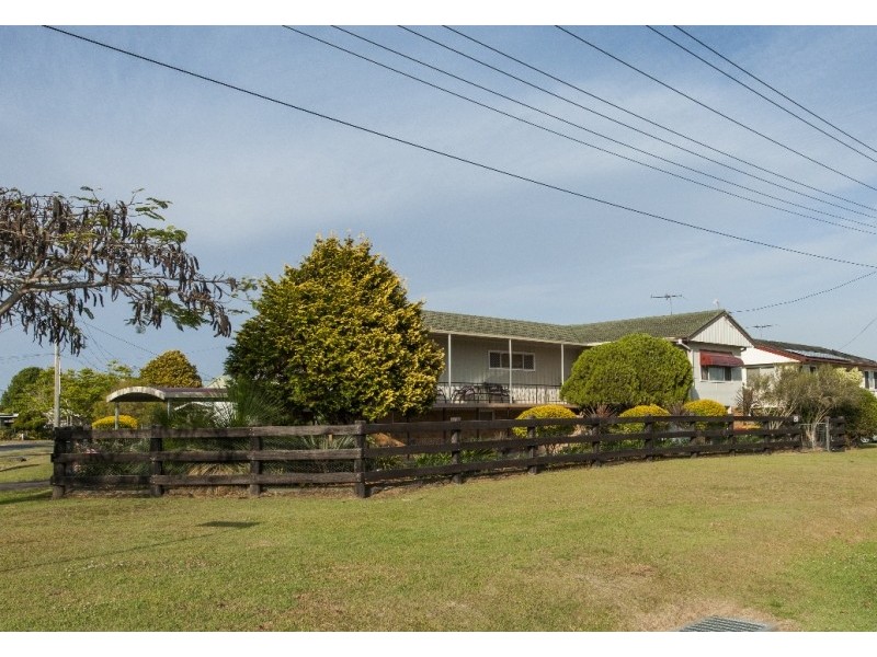 2 Davey Avenue, Grafton NSW 2460
