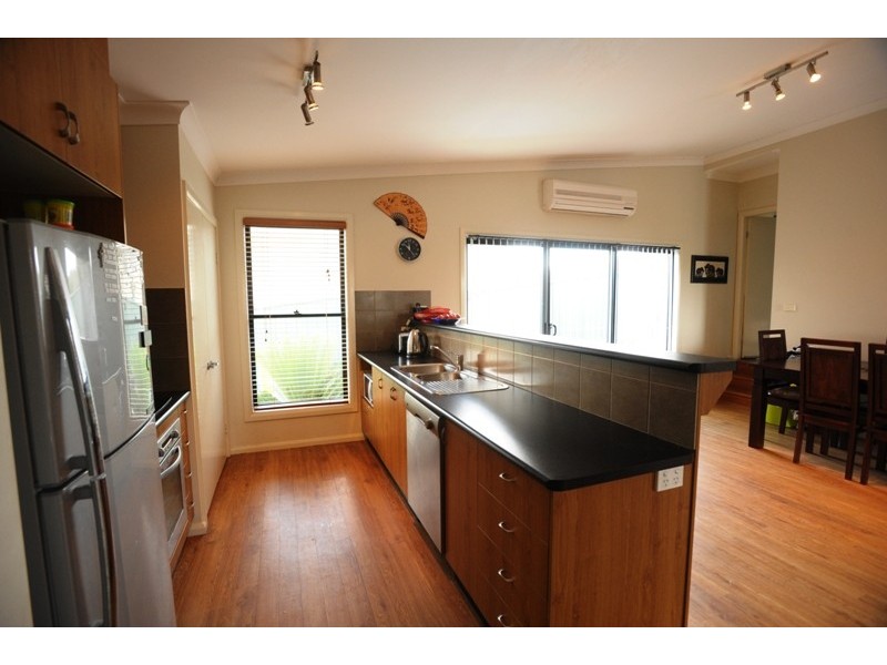 33 Bimble Ave, South Grafton NSW 2460