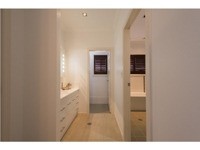 5 Redhead Close, Grafton NSW 2460