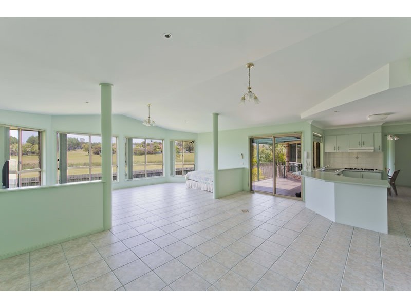 14 Martin Crescent, Junction Hill NSW 2460