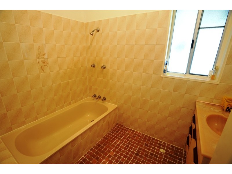 993 Armidale Road, Braunstone NSW 2460