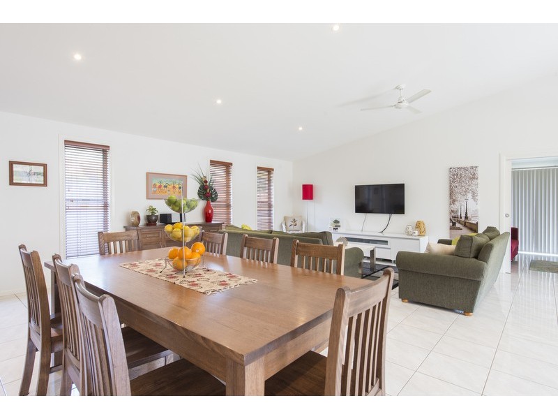 8 Poplar Drive, Grafton NSW 2460