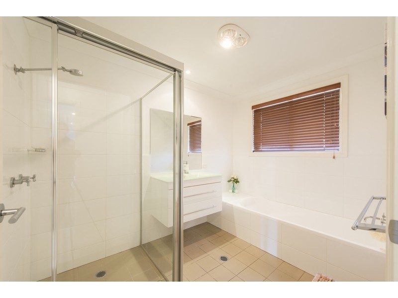 8 Poplar Drive, Grafton NSW 2460