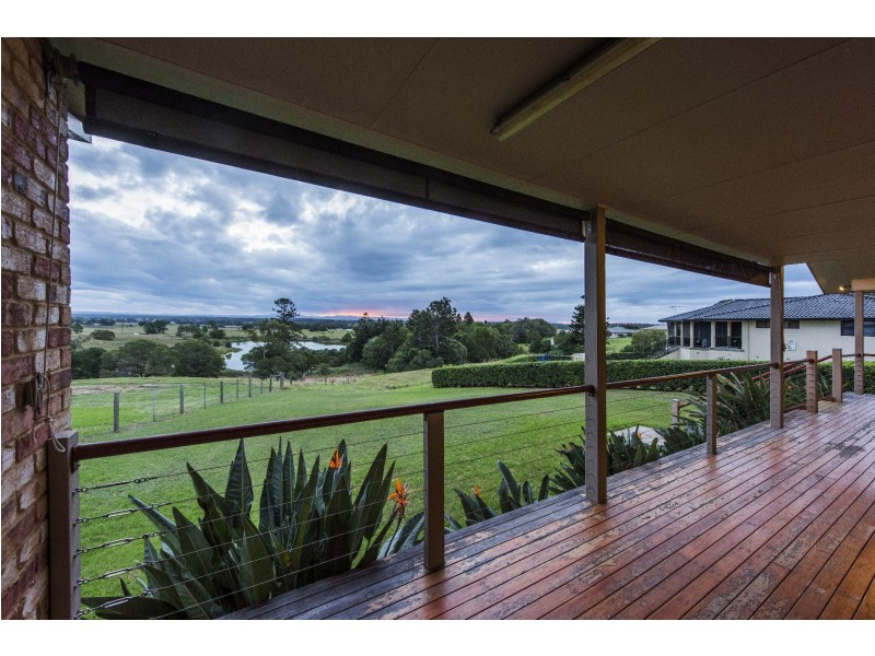 13 Lake Edgecombe Close, Junction Hill NSW 2460