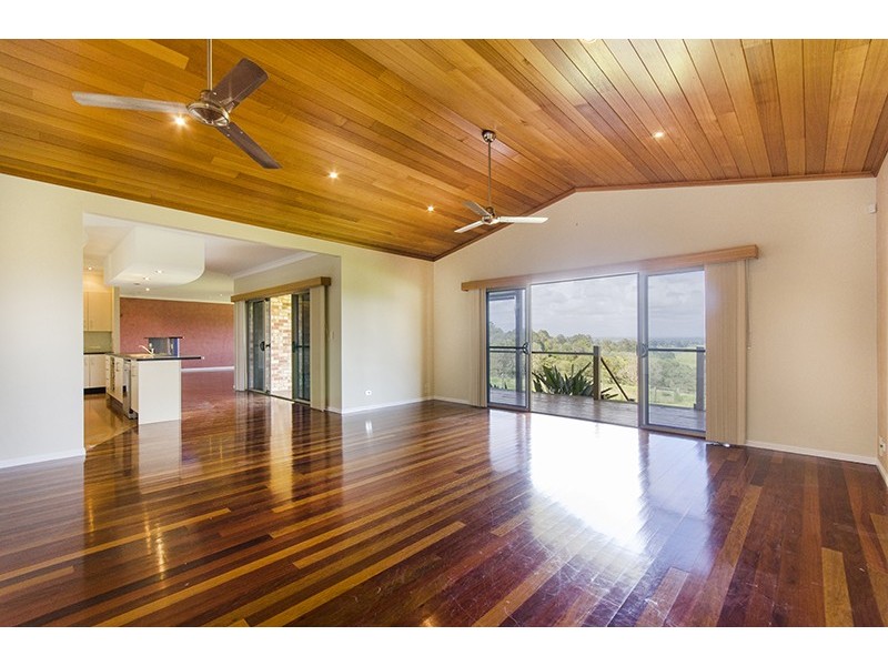 13 Lake Edgecombe Close, Junction Hill NSW 2460