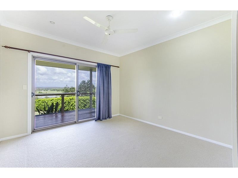 13 Lake Edgecombe Close, Junction Hill NSW 2460
