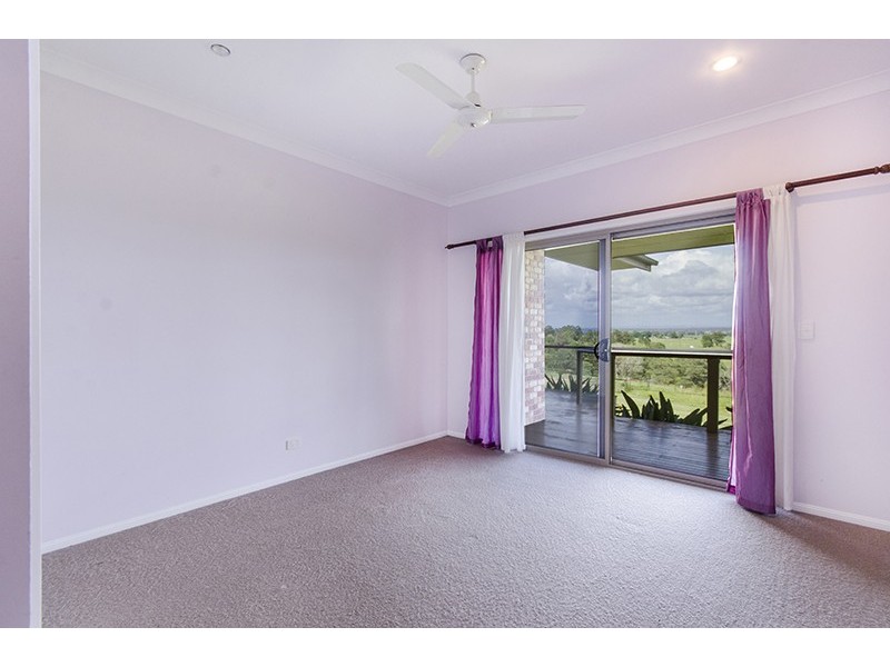 13 Lake Edgecombe Close, Junction Hill NSW 2460