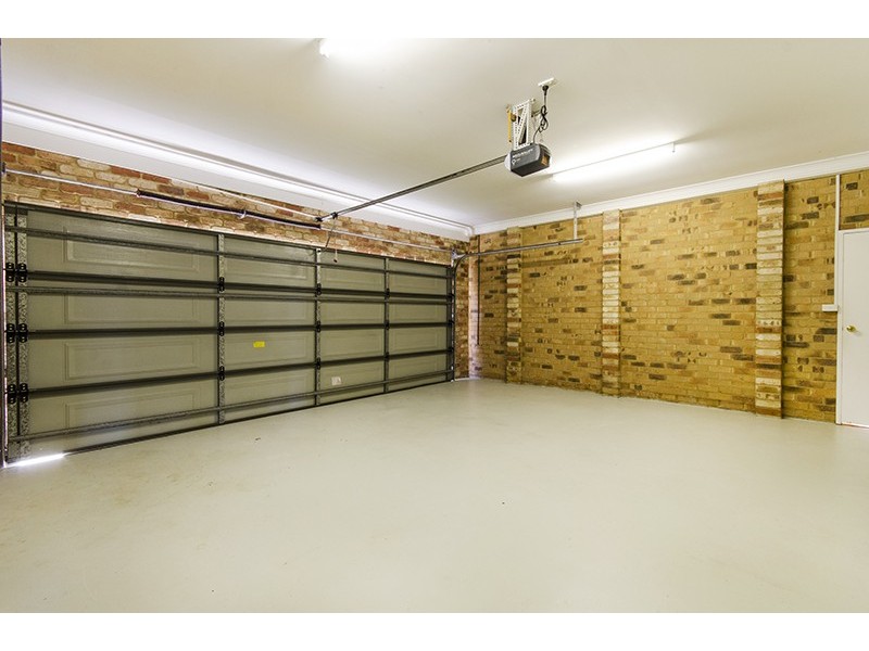13 Lake Edgecombe Close, Junction Hill NSW 2460