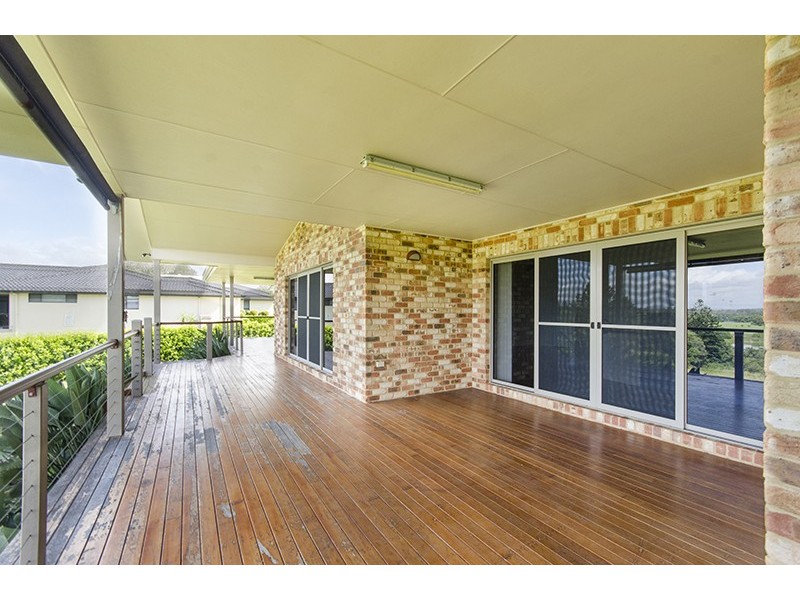 13 Lake Edgecombe Close, Junction Hill NSW 2460