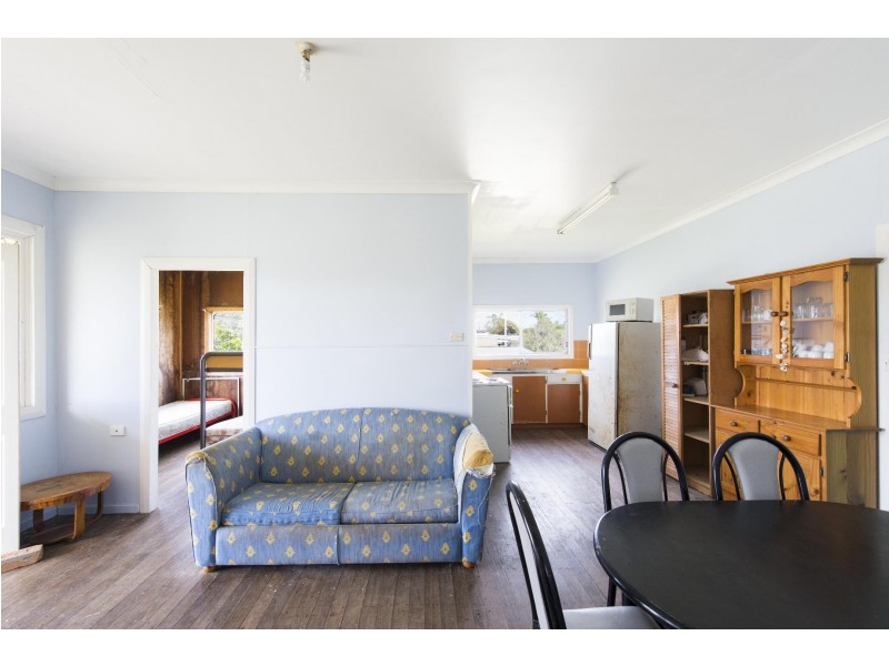 7 Boronia Crescent, Minnie Water NSW 2462