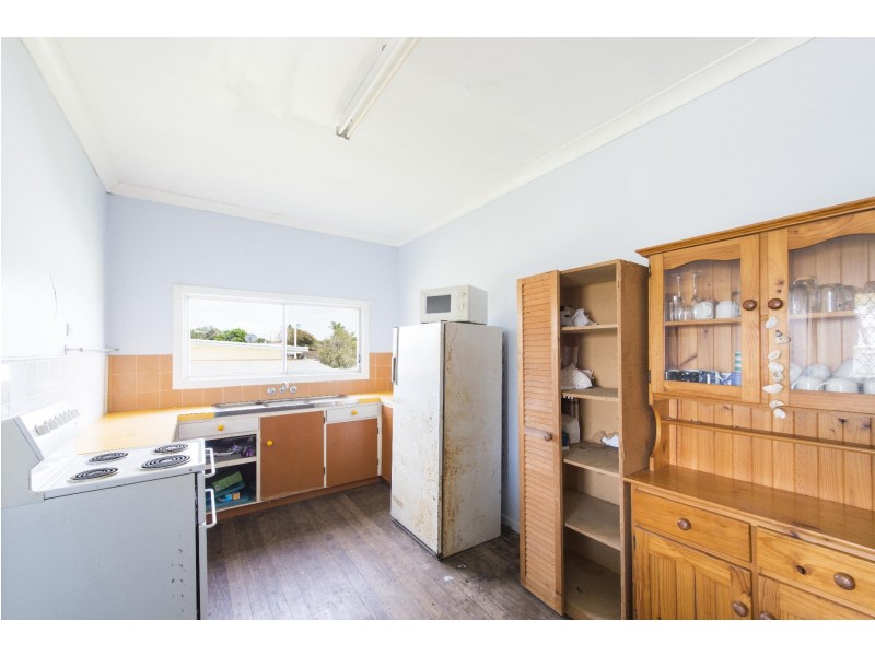 7 Boronia Crescent, Minnie Water NSW 2462