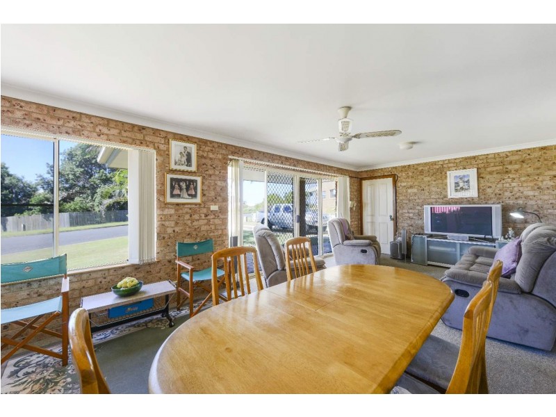 11 Acacia Street, Minnie Water NSW 2462