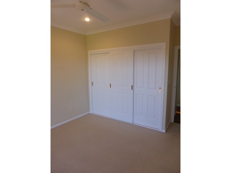 13 Lake Edgecombe Avenue, Junction Hill NSW 2460