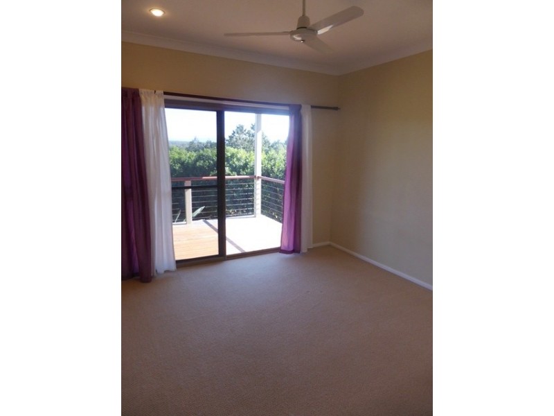 13 Lake Edgecombe Avenue, Junction Hill NSW 2460