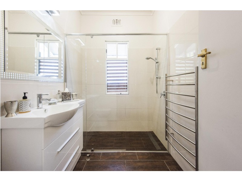 8 Pound Street, Grafton NSW 2460