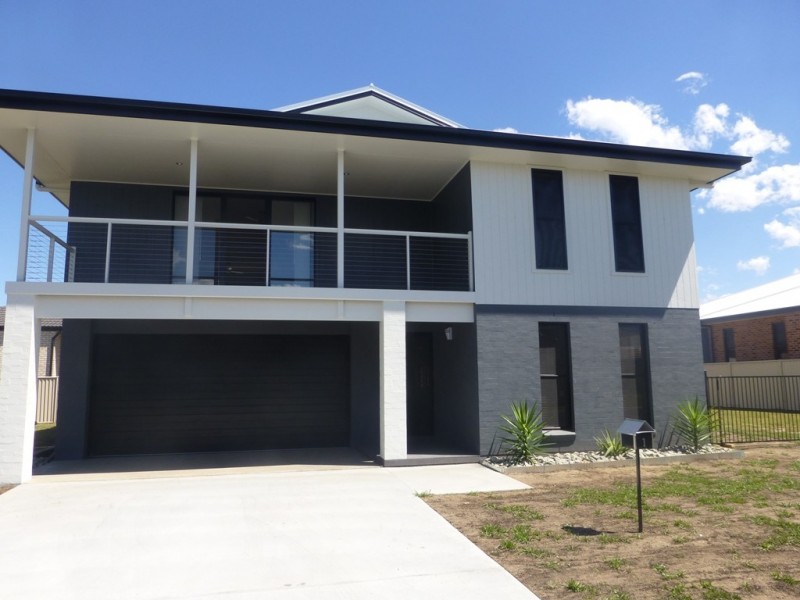 1 Cowper Close, Grafton NSW 2460