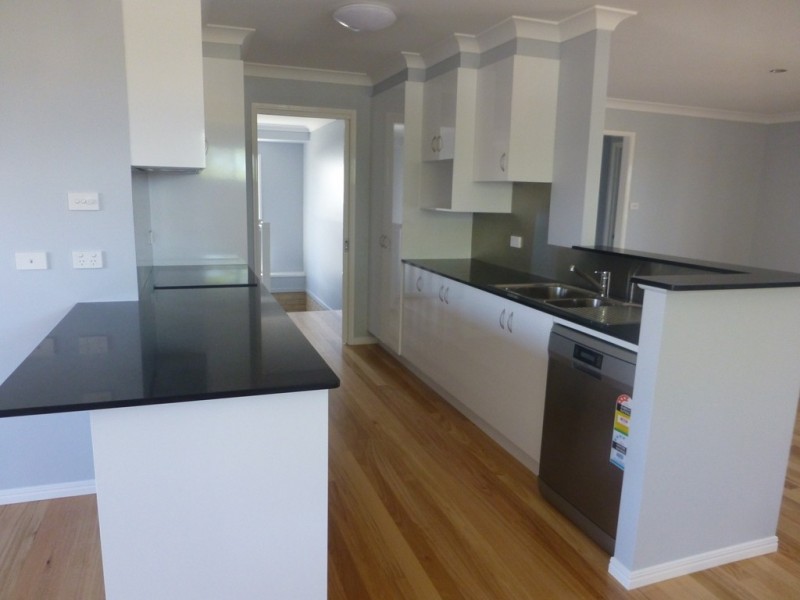 1 Cowper Close, Grafton NSW 2460