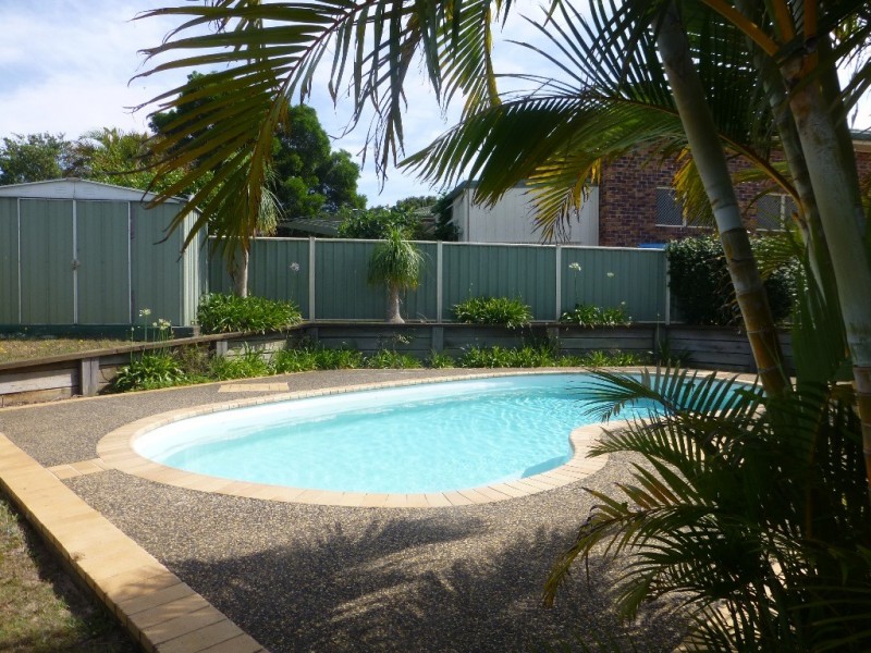 13 Martin Crescent, Junction Hill NSW 2460