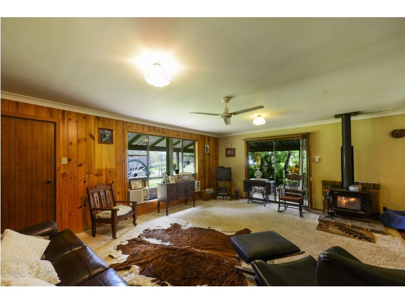 434 Armidale Road, Elland NSW 2460