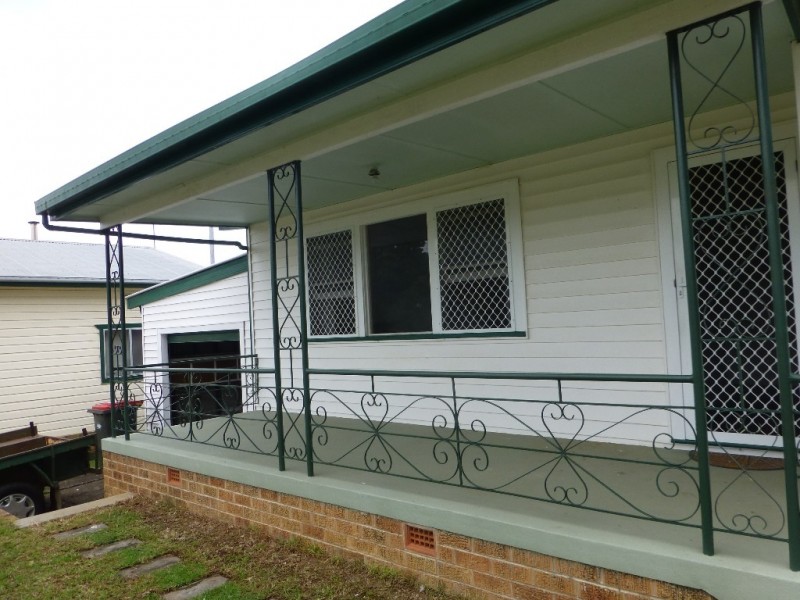206 Powell Street, Grafton NSW 2460