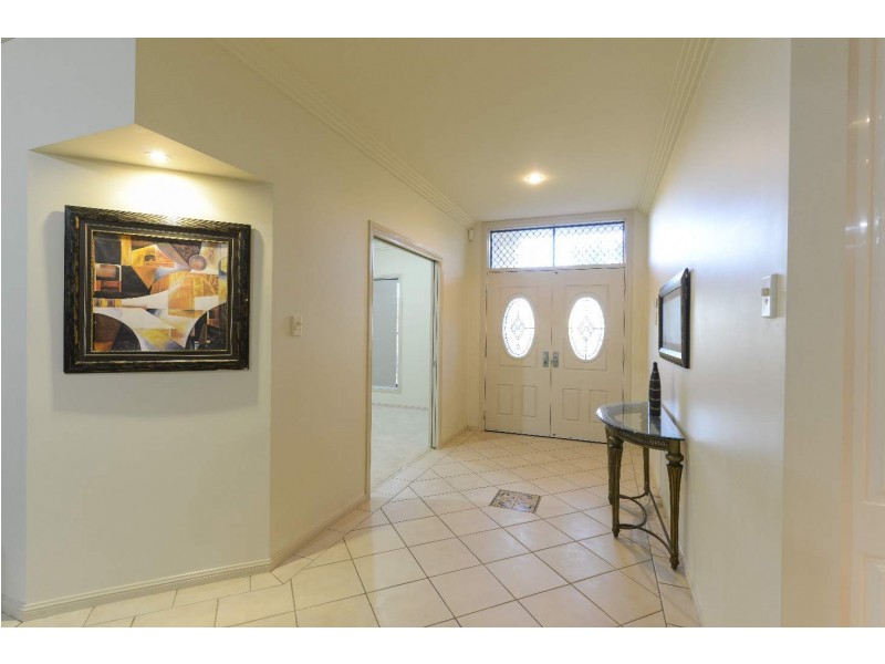 11 North Meadow Drive, Grafton NSW 2460