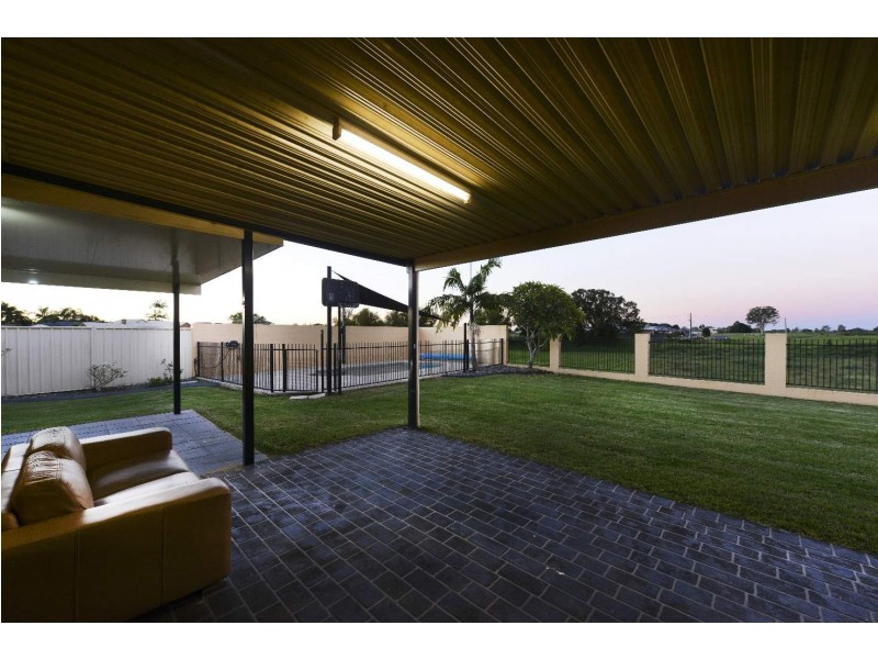 11 North Meadow Drive, Grafton NSW 2460