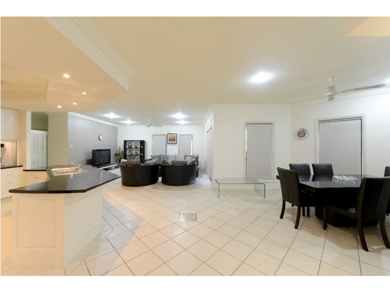 11 North Meadow Drive, Grafton NSW 2460