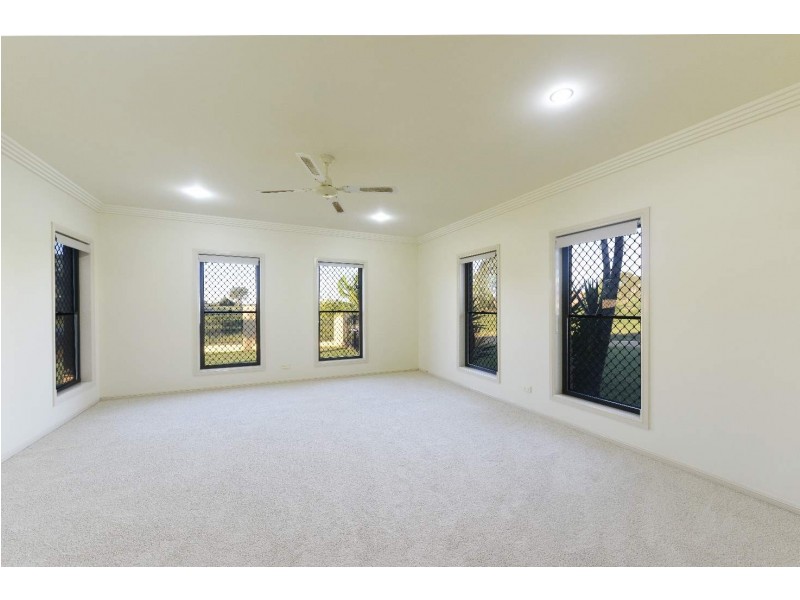 11 North Meadow Drive, Grafton NSW 2460