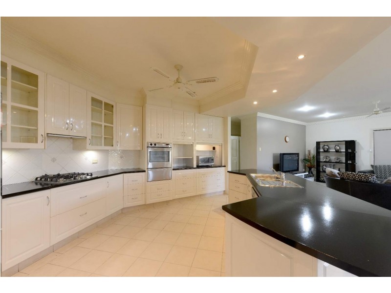 11 North Meadow Drive, Grafton NSW 2460