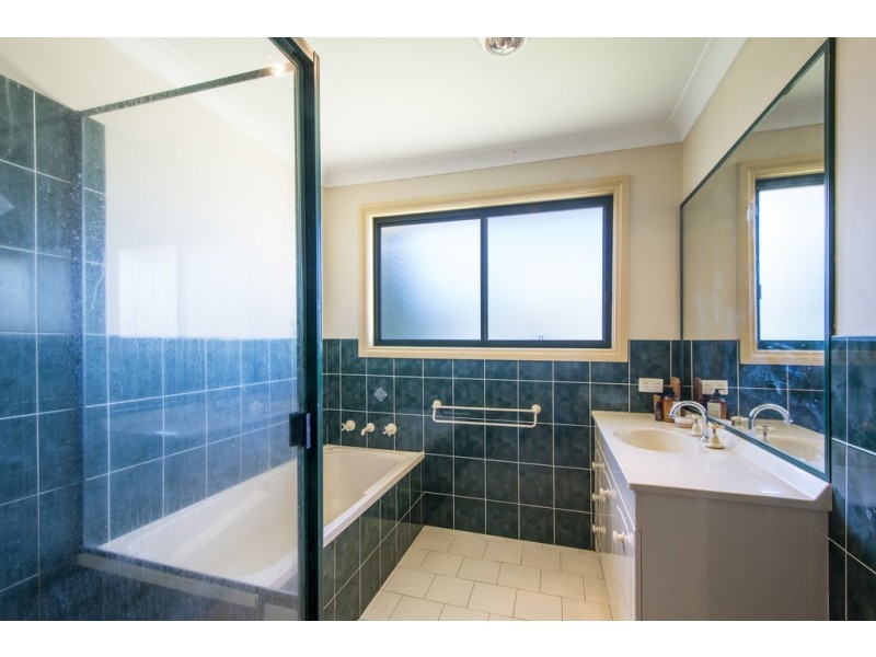 2 Weiley Avenue, Grafton NSW 2460