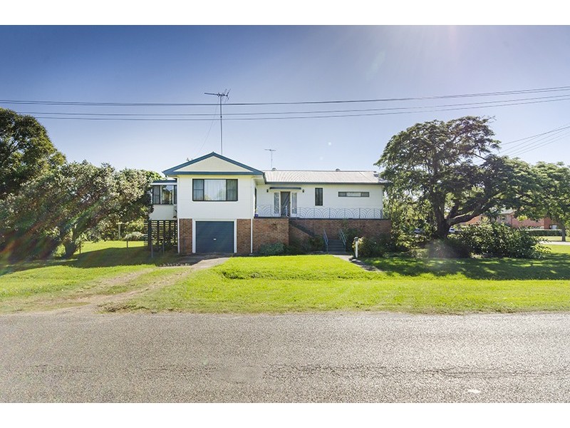 77 Powell Street, Grafton NSW 2460