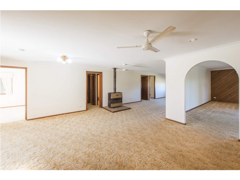 684 Mulquinneys Road, Braunstone NSW 2460