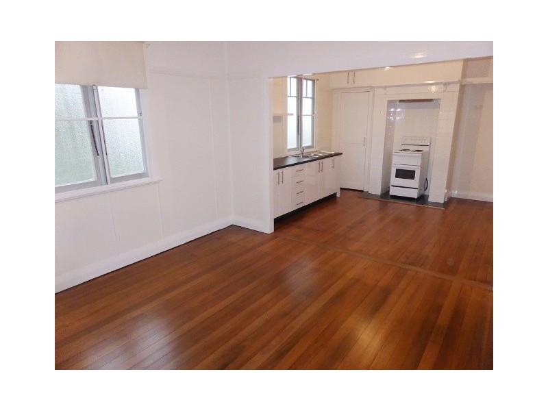 70 Cambridge, South Grafton NSW 2460