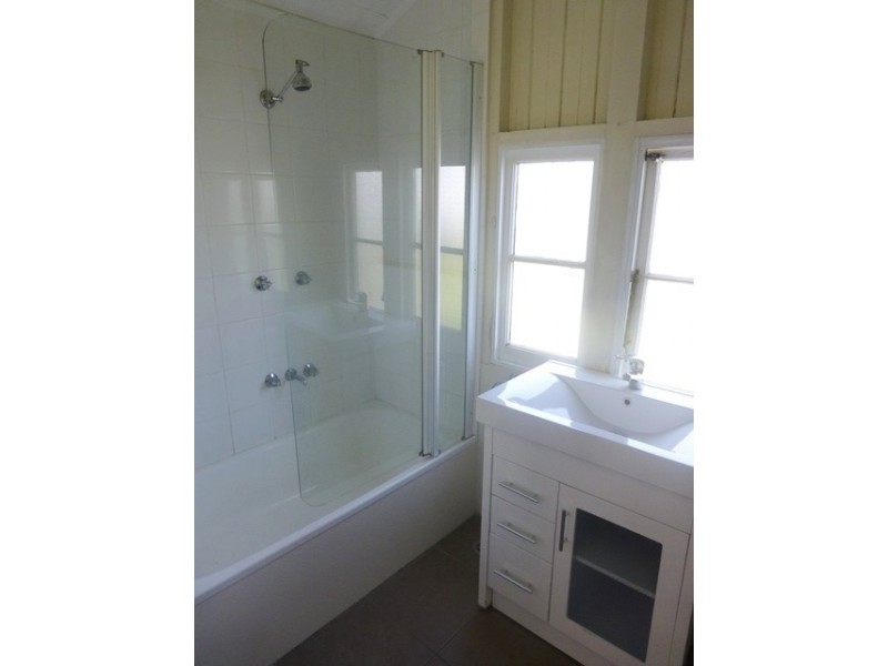 36 Bacon Street, Grafton NSW 2460