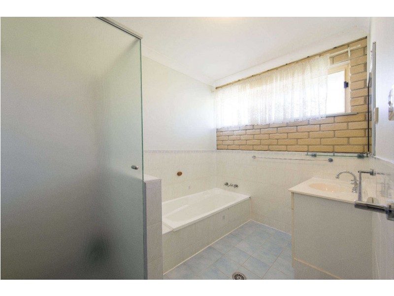 4 SILVERTON STREET, South Grafton NSW 2460