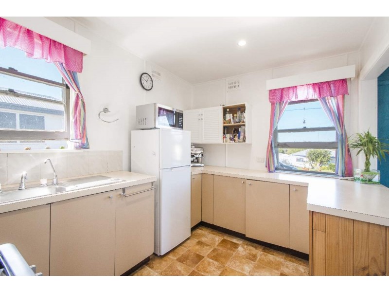 13 Margaret Crescent, South Grafton NSW 2460