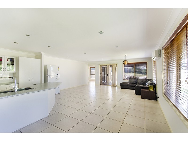 33 Nairn Terrace, Junction Hill NSW 2460