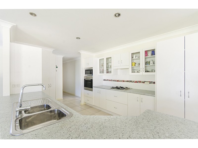 33 Nairn Terrace, Junction Hill NSW 2460