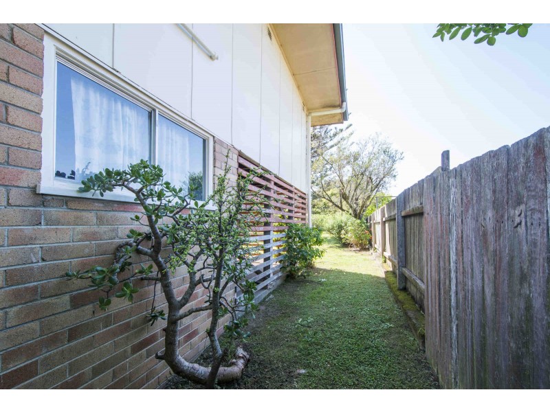 2 Loxton Avenue, Grafton NSW 2460