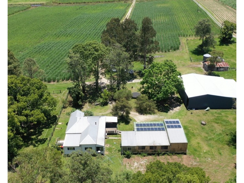 359 South Arm School Road, Woodford Island NSW 2463