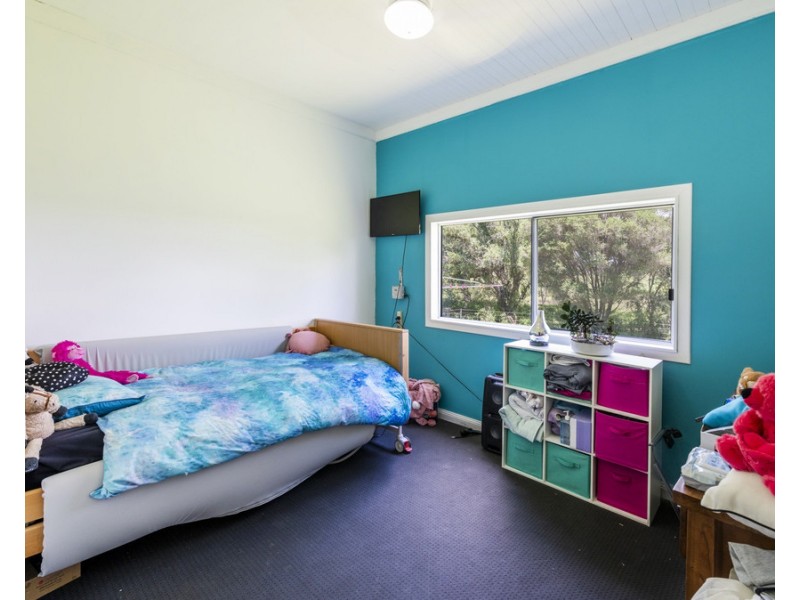 359 South Arm School Road, Woodford Island NSW 2463