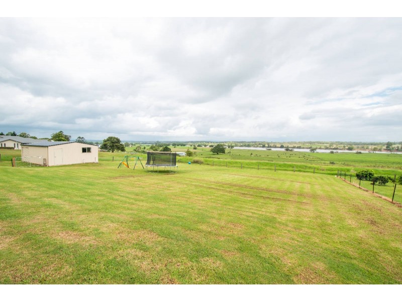 16 Nairn Terrace, Junction Hill NSW 2460