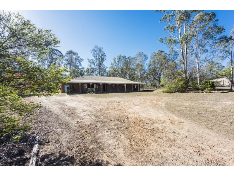 72 Hillview Drive, Waterview Heights NSW 2460